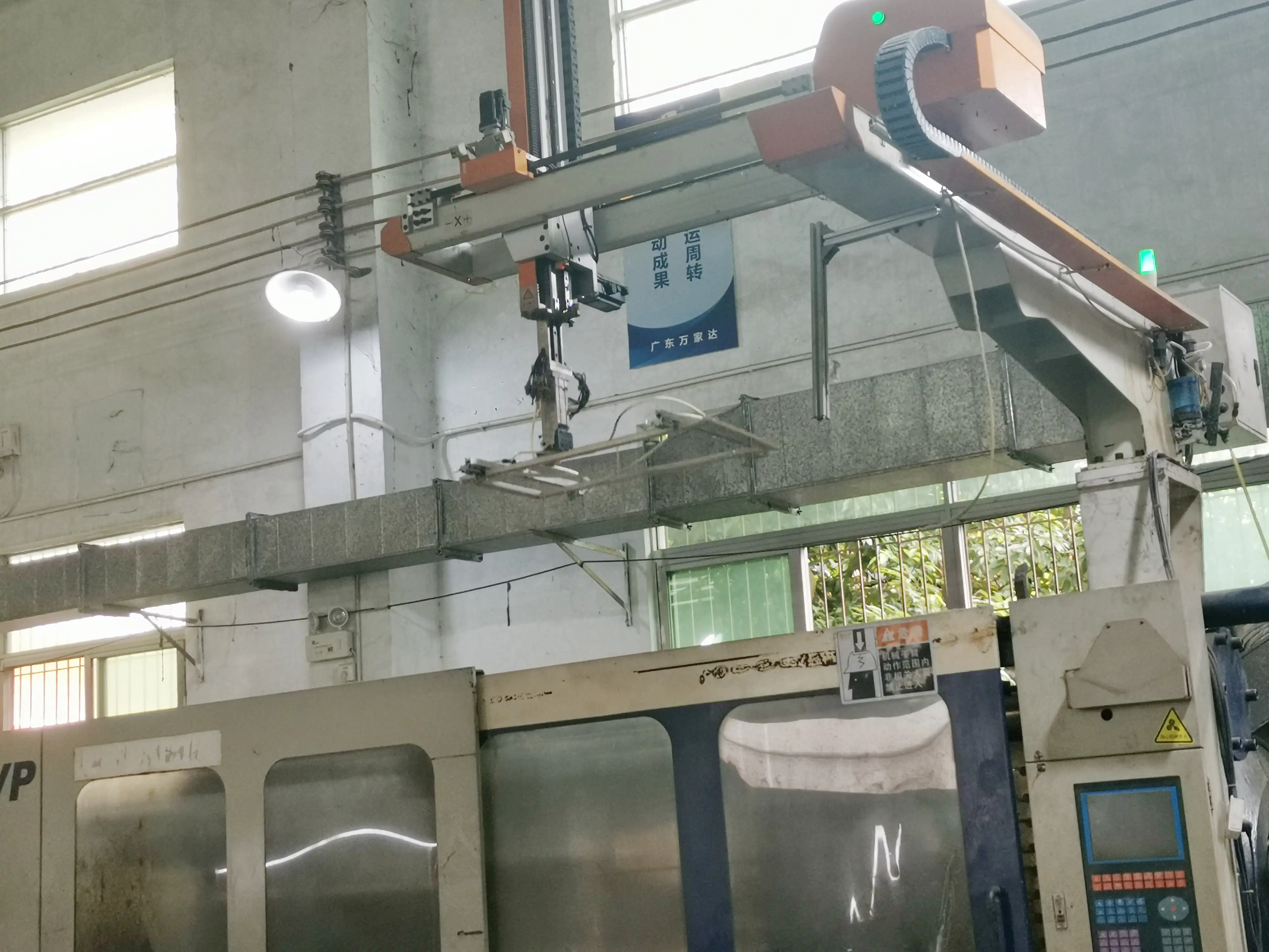 15.custom-plastic-injection-molding-for, Molds Production